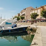 Hotel apartamentowy & San Roccu 3*