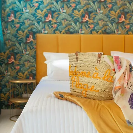 & San Roccu Aparthotel Saint-Florent (Corsica)