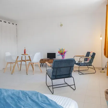 & San Roccu Aparthotel *