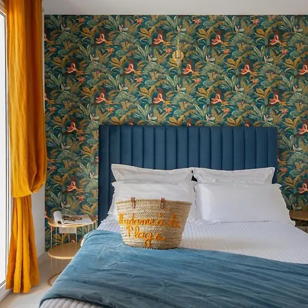 & San Roccu Aparthotel Saint-Florent (Corsica)